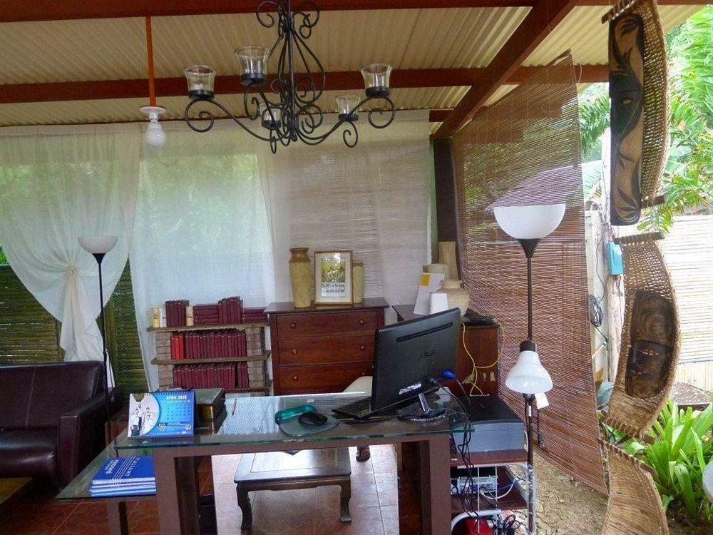 بويرتو برينسيسا By The Bay, Jacana Bed & Breakfast المظهر الخارجي الصورة